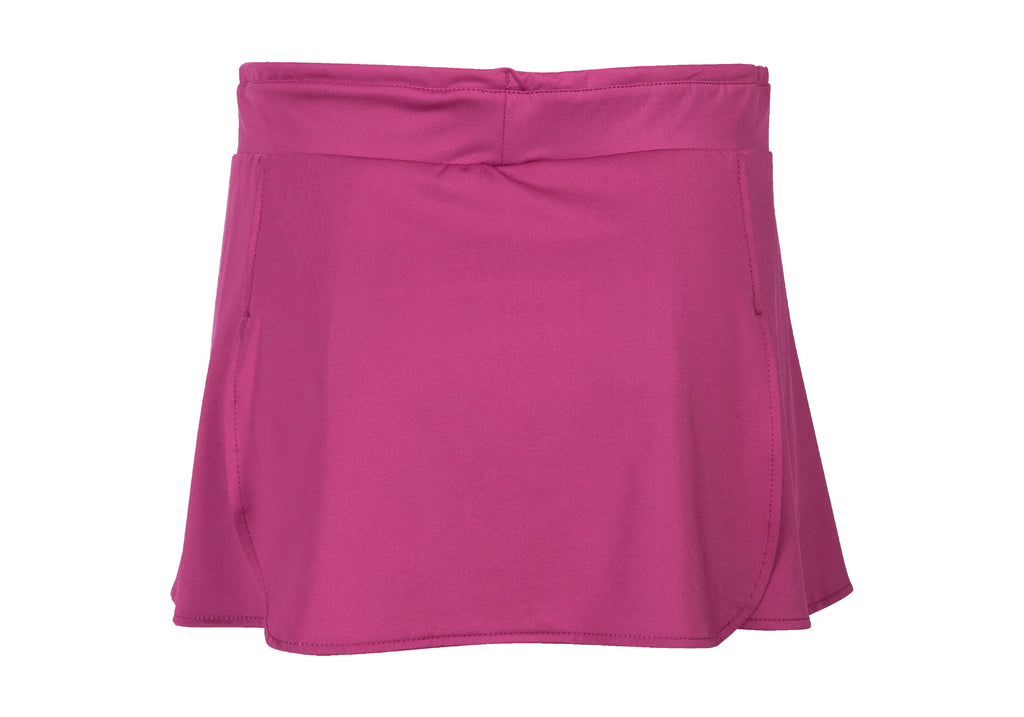 Falda Open II Fucsia - Rosa; detalle del corte que se tiene en la parte trasera de la prenda