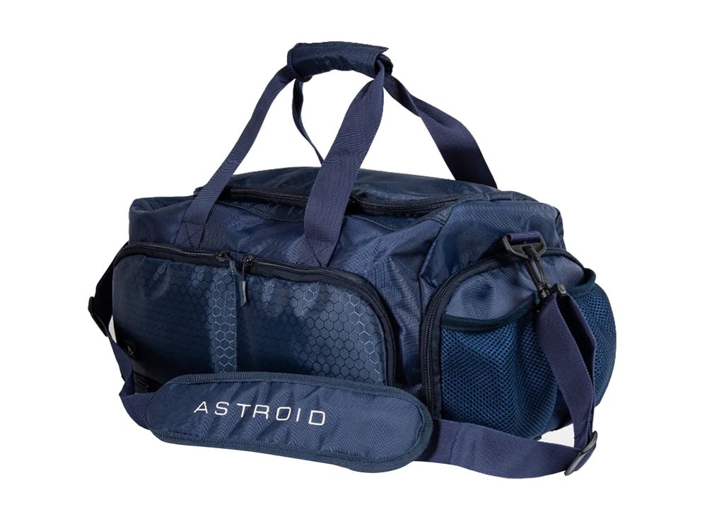 Mochila Deportiva ASTROID color Azul; Con vista trasera lateral al frente de cuerpo completo 